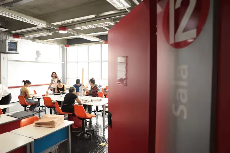 Alunas na sala 12 da escola panamericana